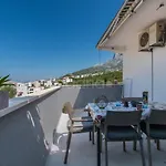 Apartment Vesna With Balcony & Free Parking