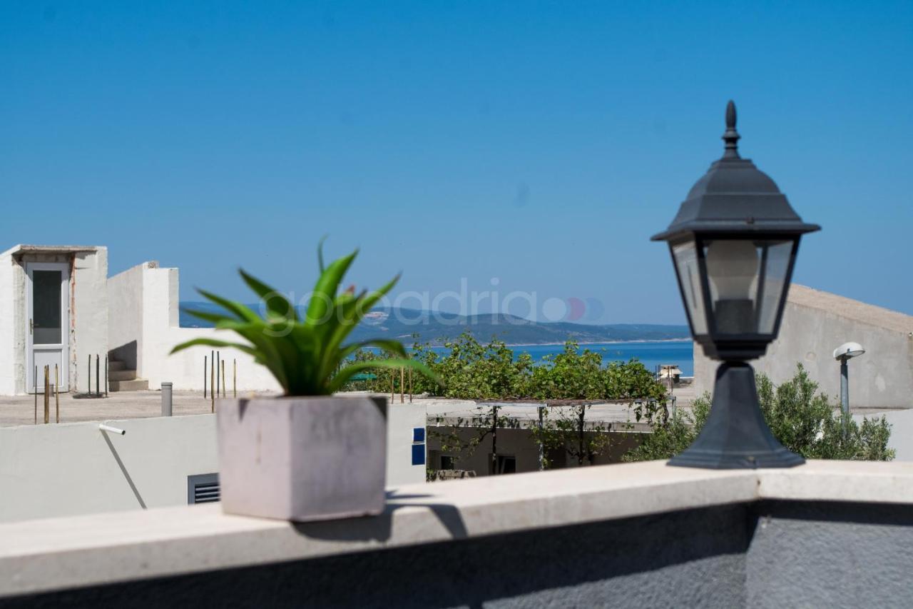 Vesna With Balcony & Free Parking * Makarska